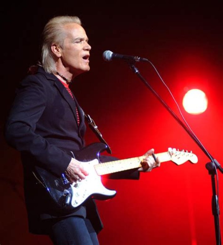 Brian Hyland Net Worth, Age, Height, Weight, Family, Wiki 2024