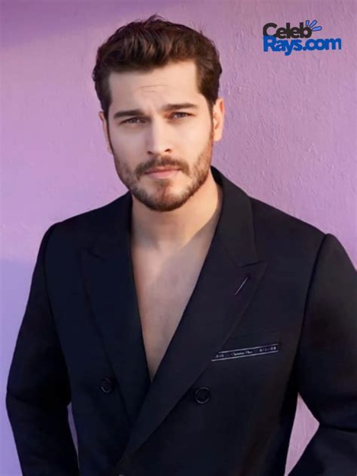Cagatay Ulusoy Net Worth, Age, Height, Weight, Family, Wiki 2024