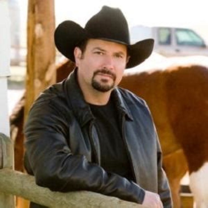 CJ Box Net Worth, Age, Height, Wife, Family, Wiki 2024