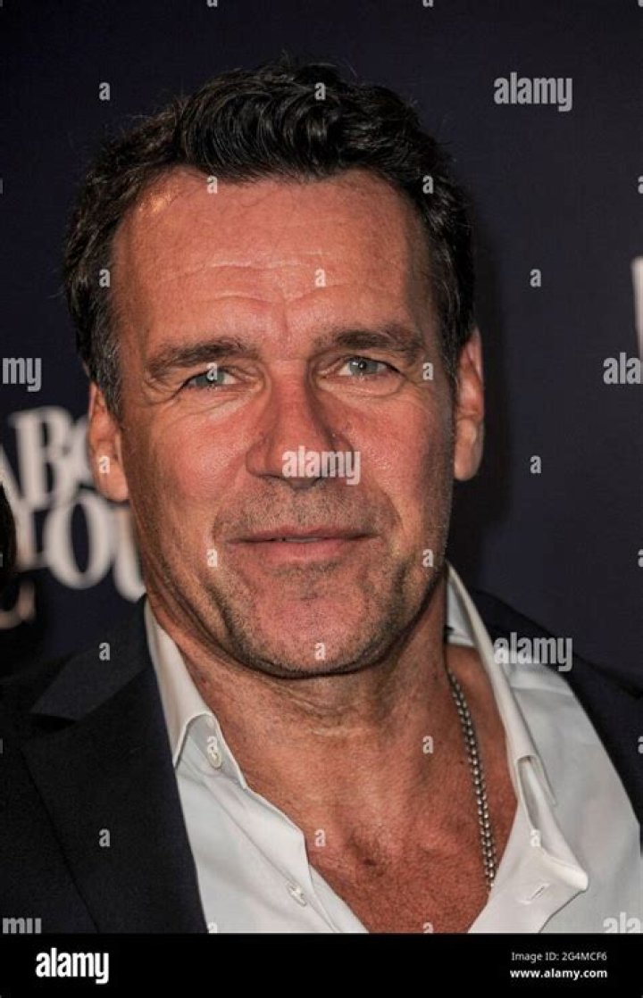David James Elliott Net Worth, Age, Height, Wife, Family, Wiki 2024