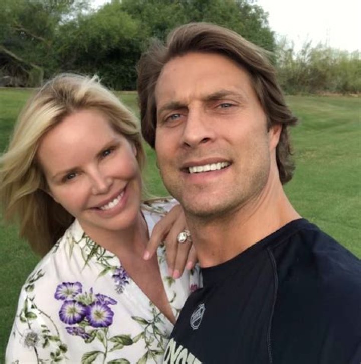 Gena Lee Nolin Net Worth, Age, Height, Husband, Family, Wiki 2024