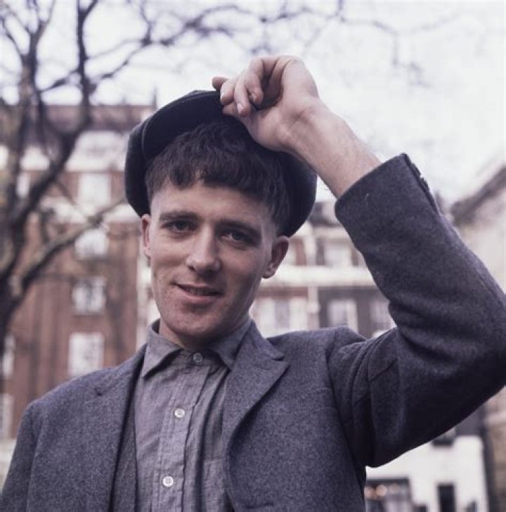 Gilbert O'Sullivan Net Worth, Age, Height, Weight, Family, Wiki 2024