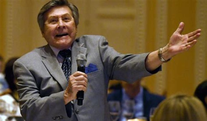 Johnny Gilbert Net Worth, Age, Height, Wife, Family, Wiki 2024