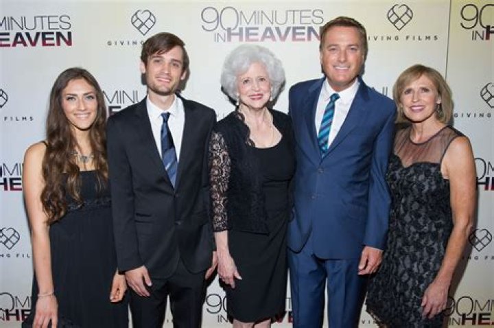 Michael W. Smith Net Worth, Age, Height, Wife, Family, Wiki 2024