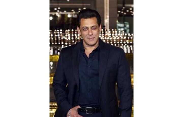 Salman Khan Net Worth, Age, Height, Weight, Family, Wiki 2024
